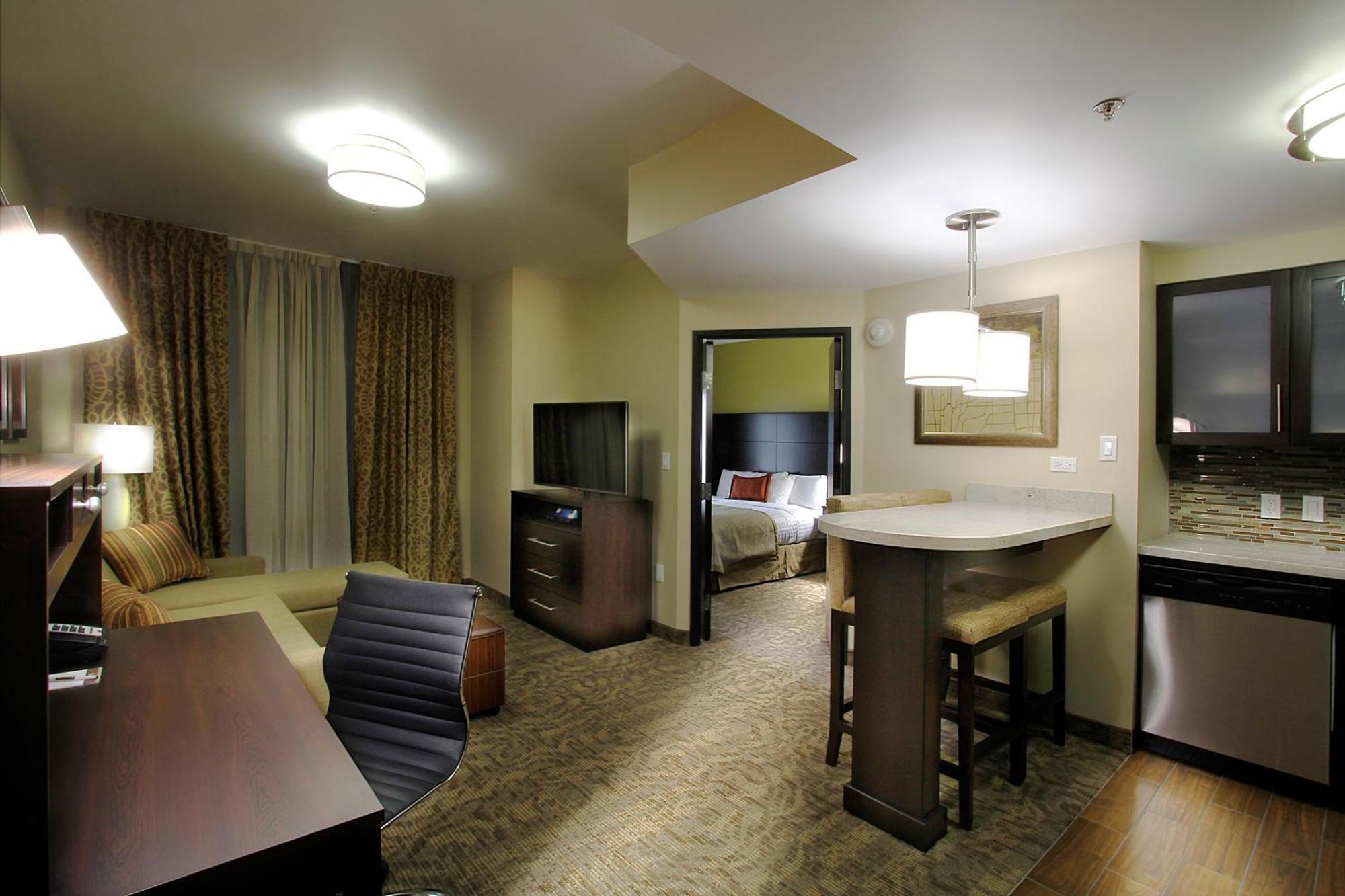 Staybridge Suites Chihuahua By Ihg מראה חיצוני תמונה