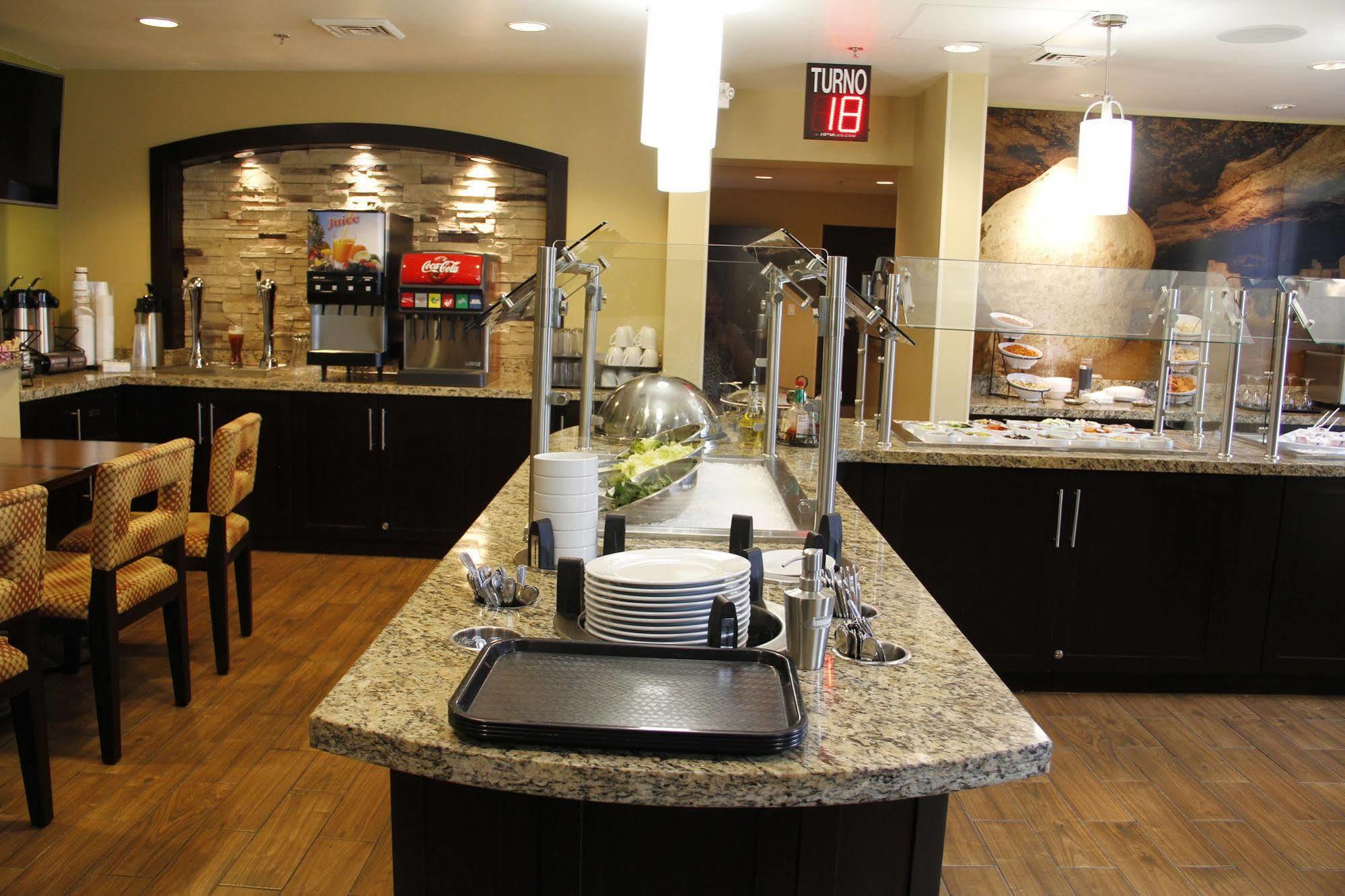 Staybridge Suites Chihuahua By Ihg מראה חיצוני תמונה